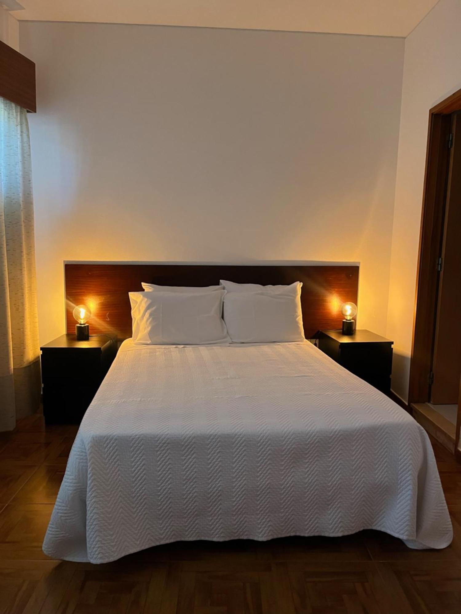Bed and Breakfast Romeu Картейра Экстерьер фото