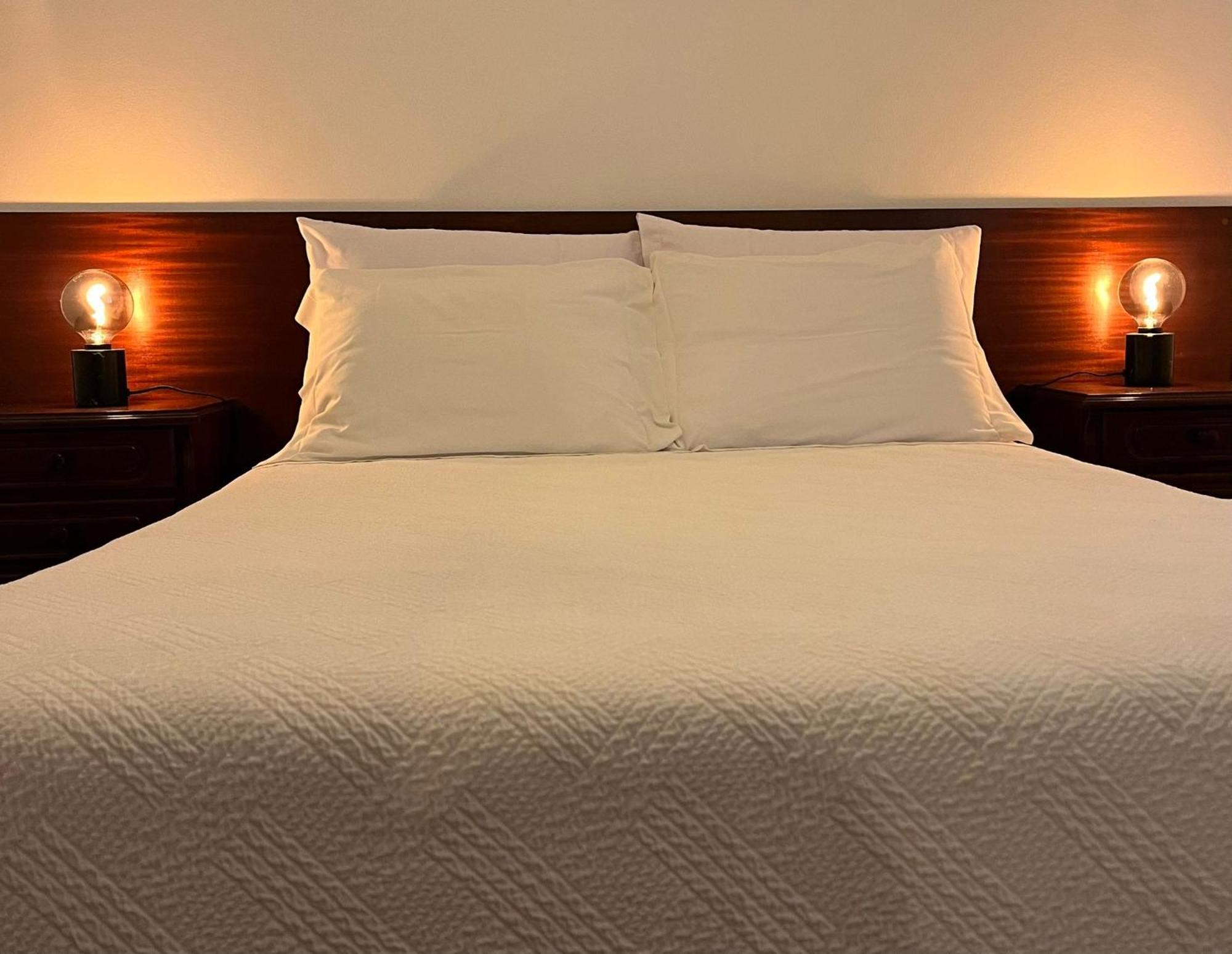 Bed and Breakfast Romeu Картейра Экстерьер фото
