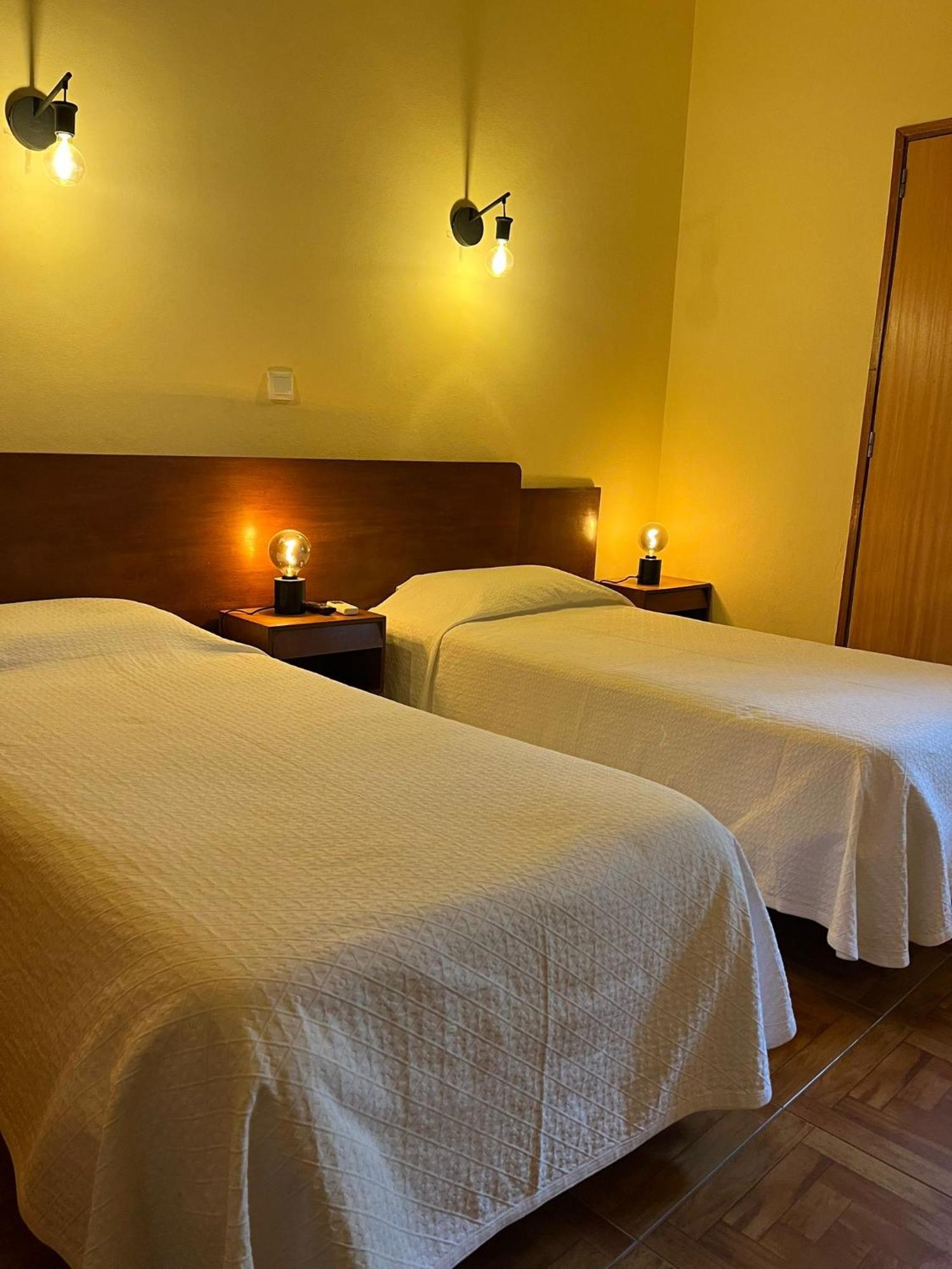 Bed and Breakfast Romeu Картейра Экстерьер фото